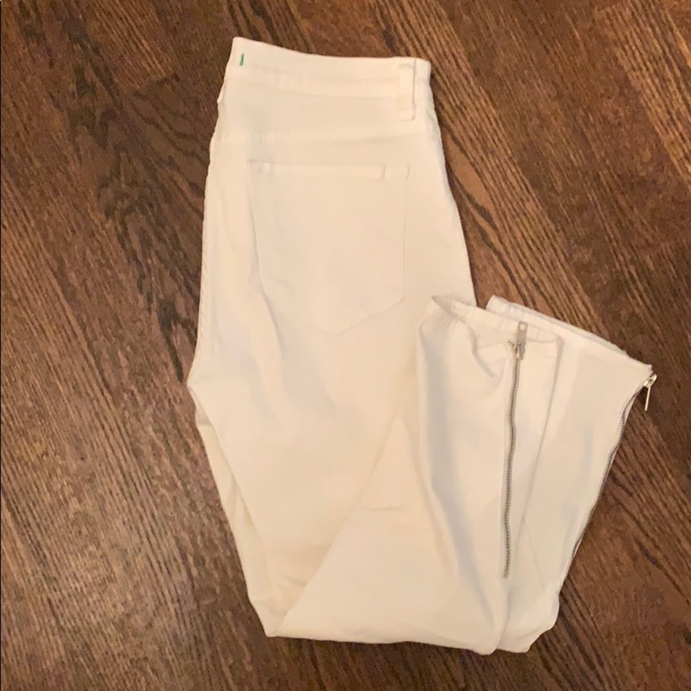 Jbrand white jean- like new!